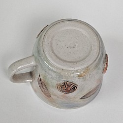 Maze mug bottom