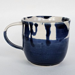 Half blue splash mug3