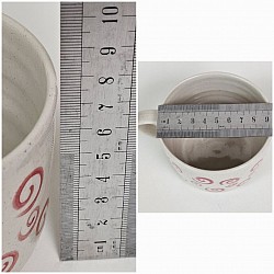 Red spiral mug measurements