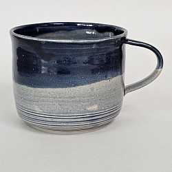 Blugreydrkbluemug