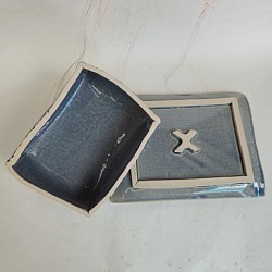 Butterdish2 underside